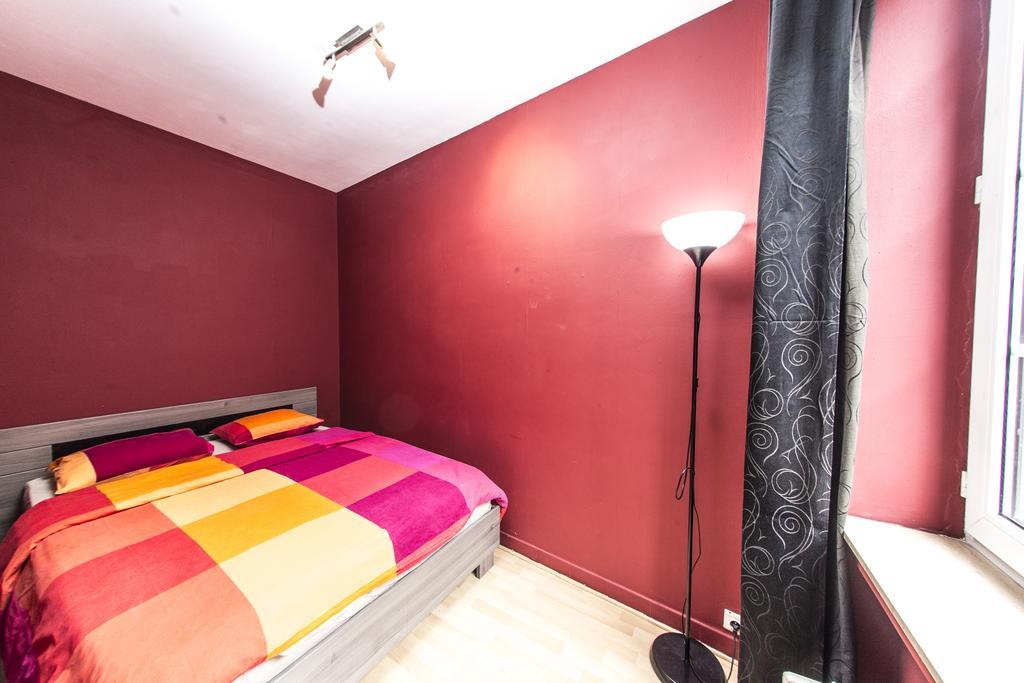 Rentbynight Aparthotel Βρυξέλλες Δωμάτιο φωτογραφία
